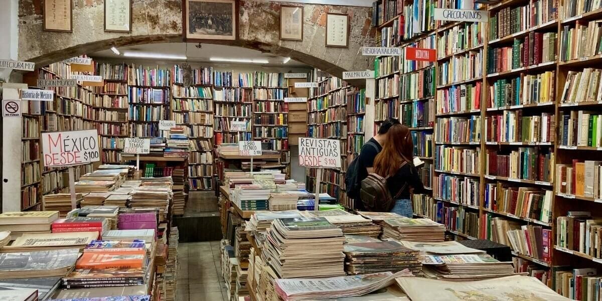 500+ Creative Book Store Name Ideas to Know